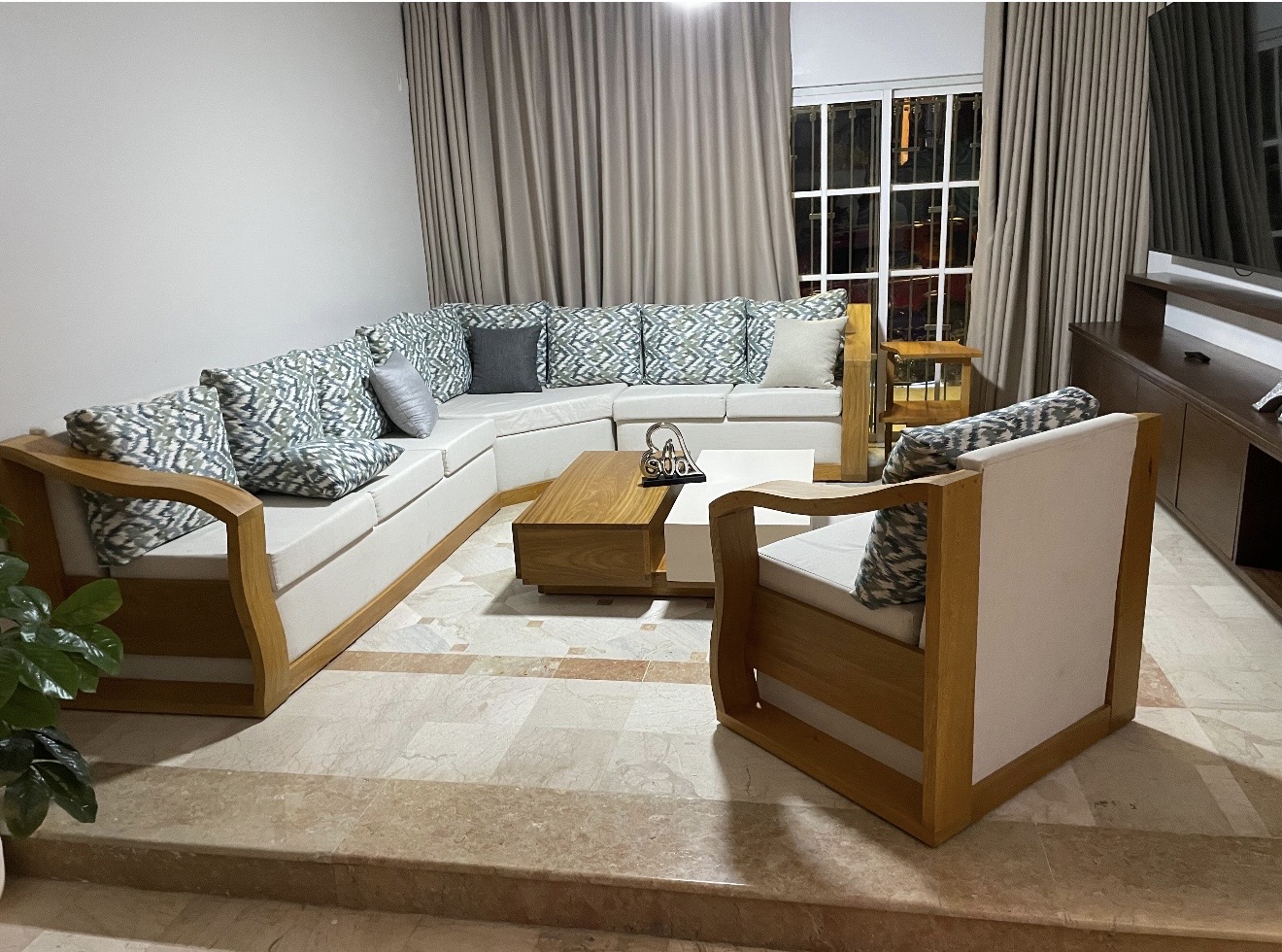 Trabajo de Juego de Muebles 