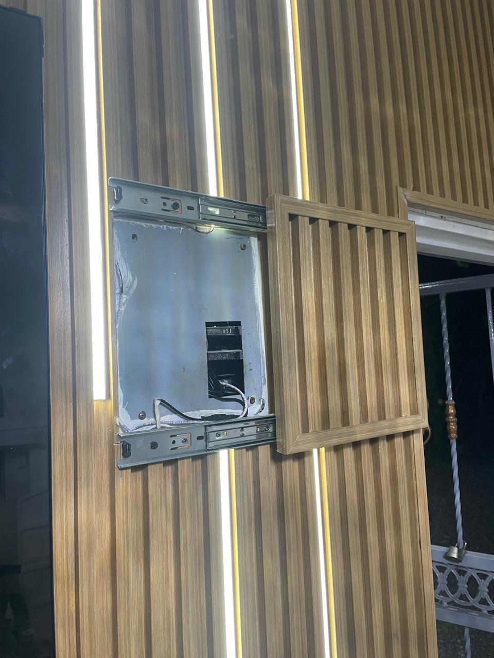 Trabajo de Decoracion moderna con plancha acabado marmol