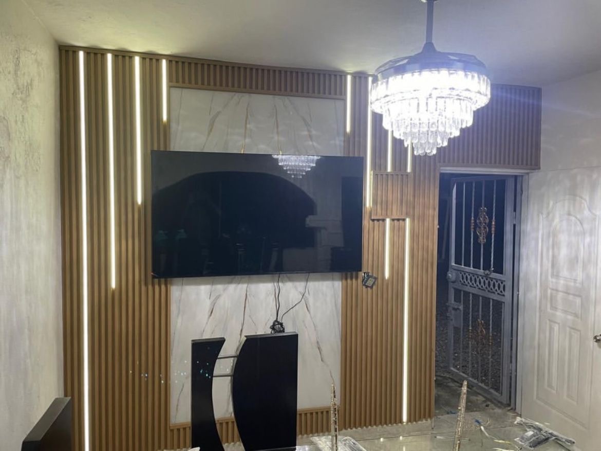 Trabajo de Pared decorativa con luces 