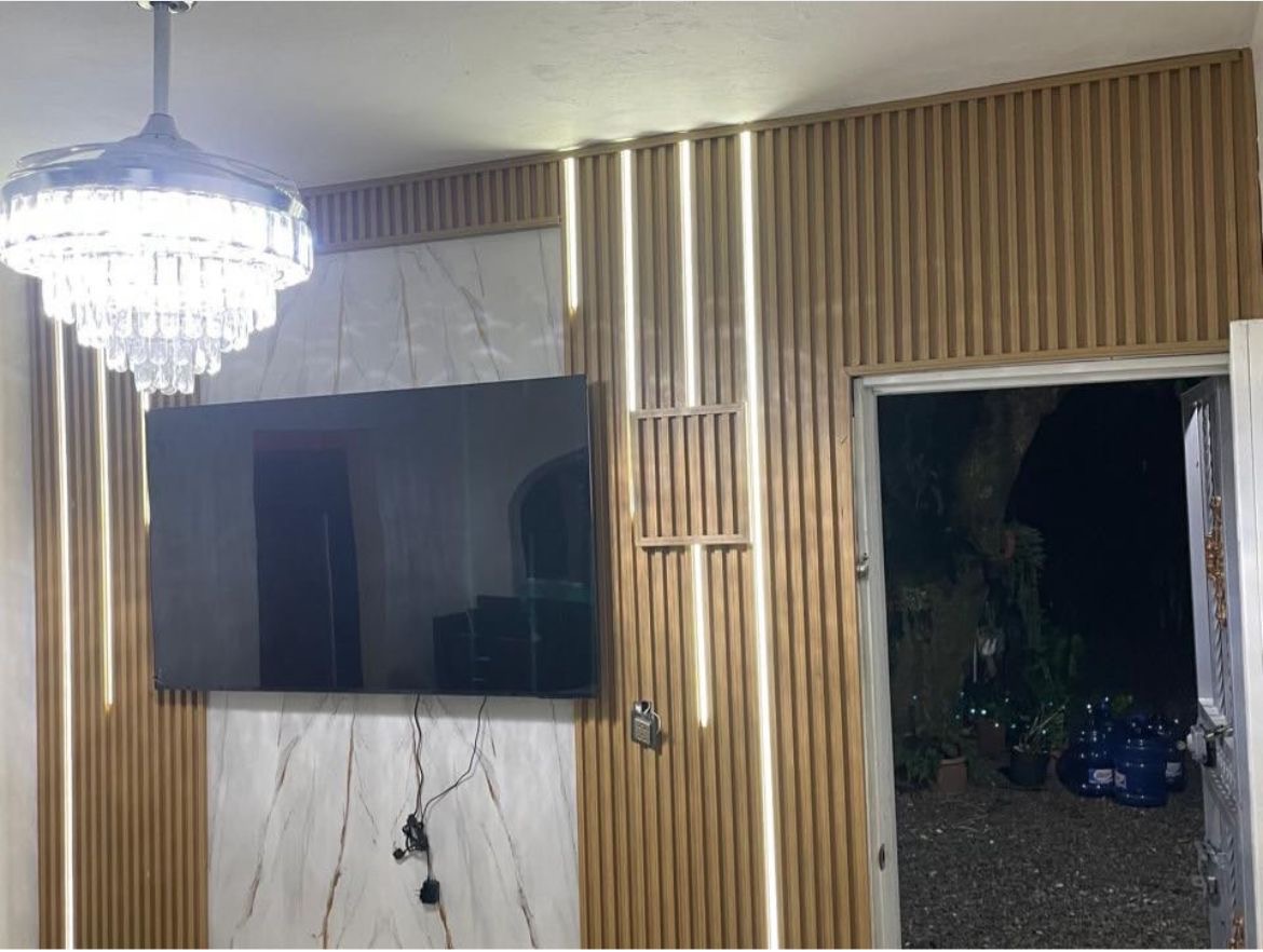 Trabajo de Pared decorativa con luces 